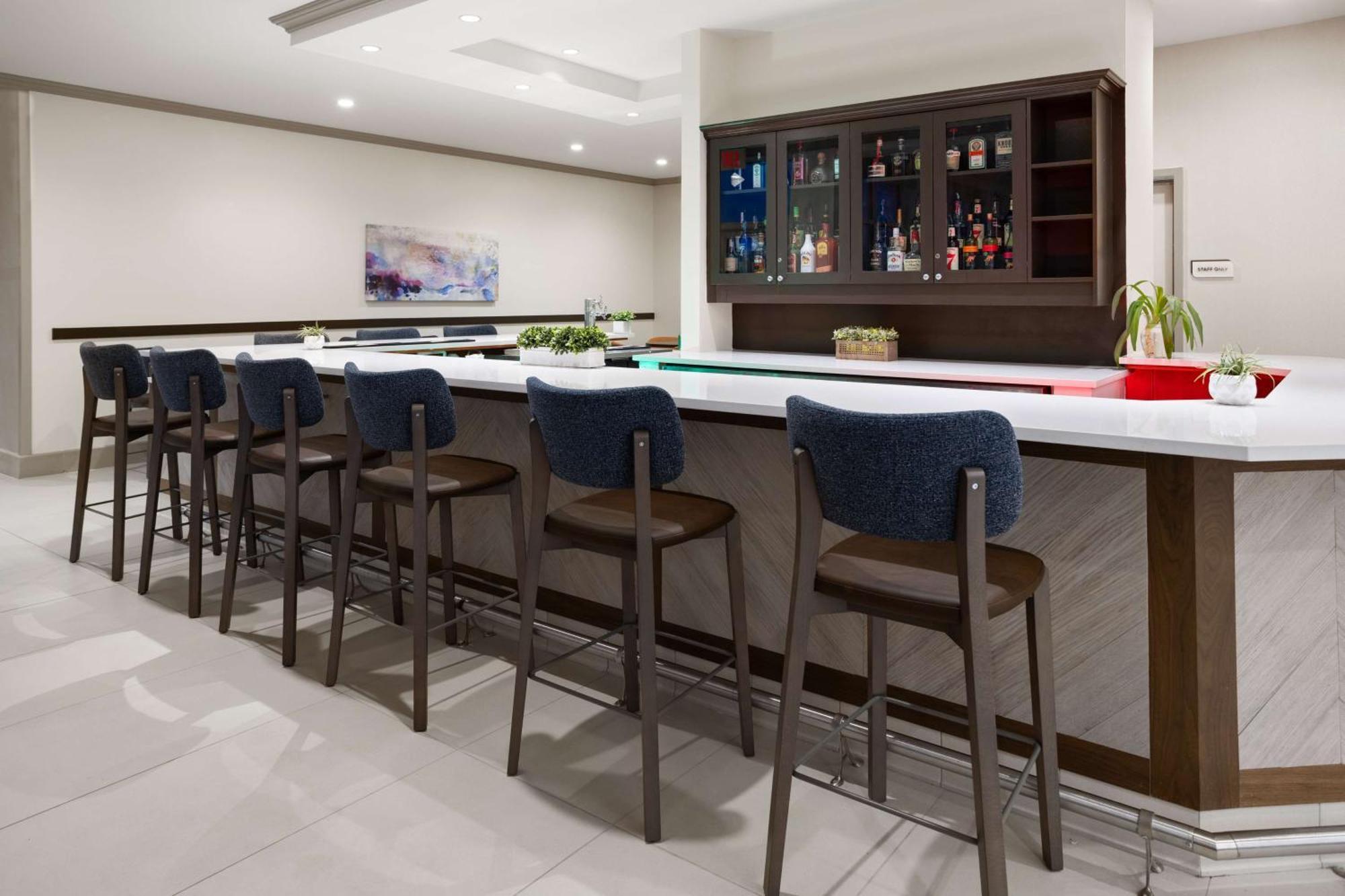 Hilton Garden Inn Милфорд Екстериор снимка