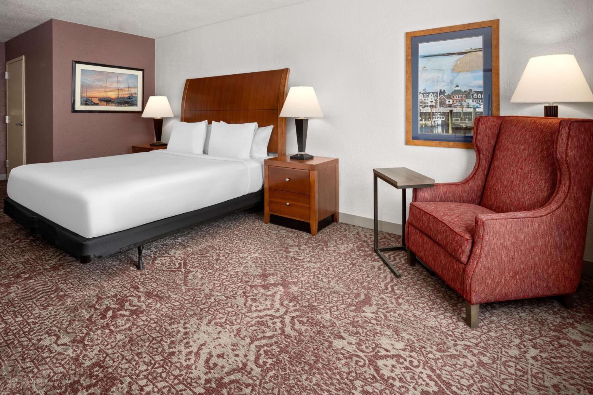 Hilton Garden Inn Милфорд Екстериор снимка