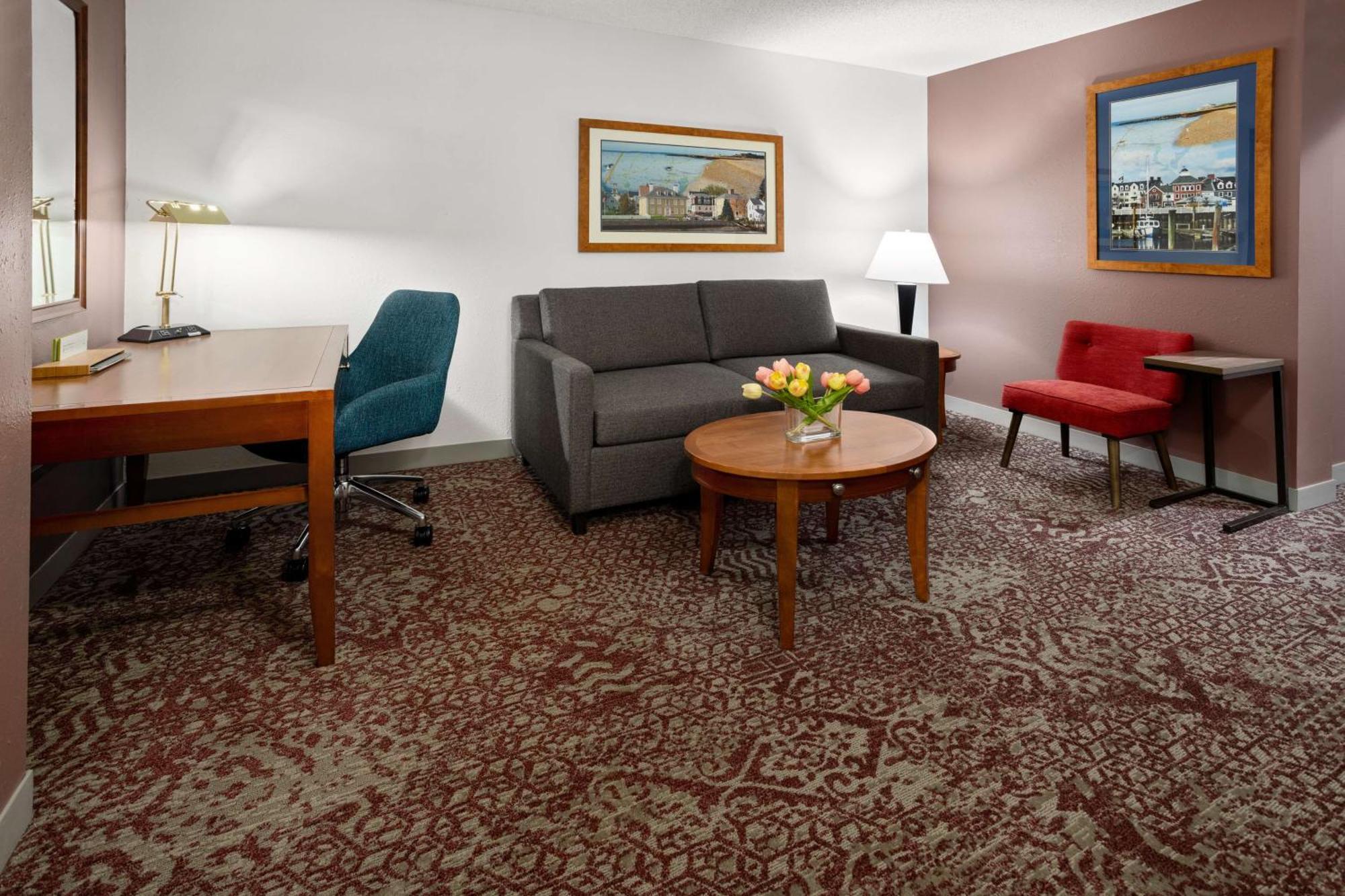 Hilton Garden Inn Милфорд Екстериор снимка